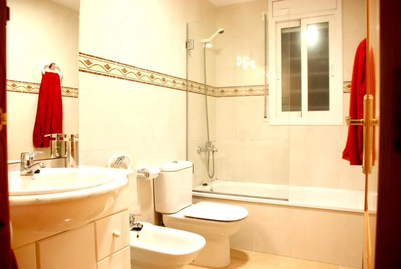 Comfortable Haven: Les Tres Cales Private Pool Retreat Spain