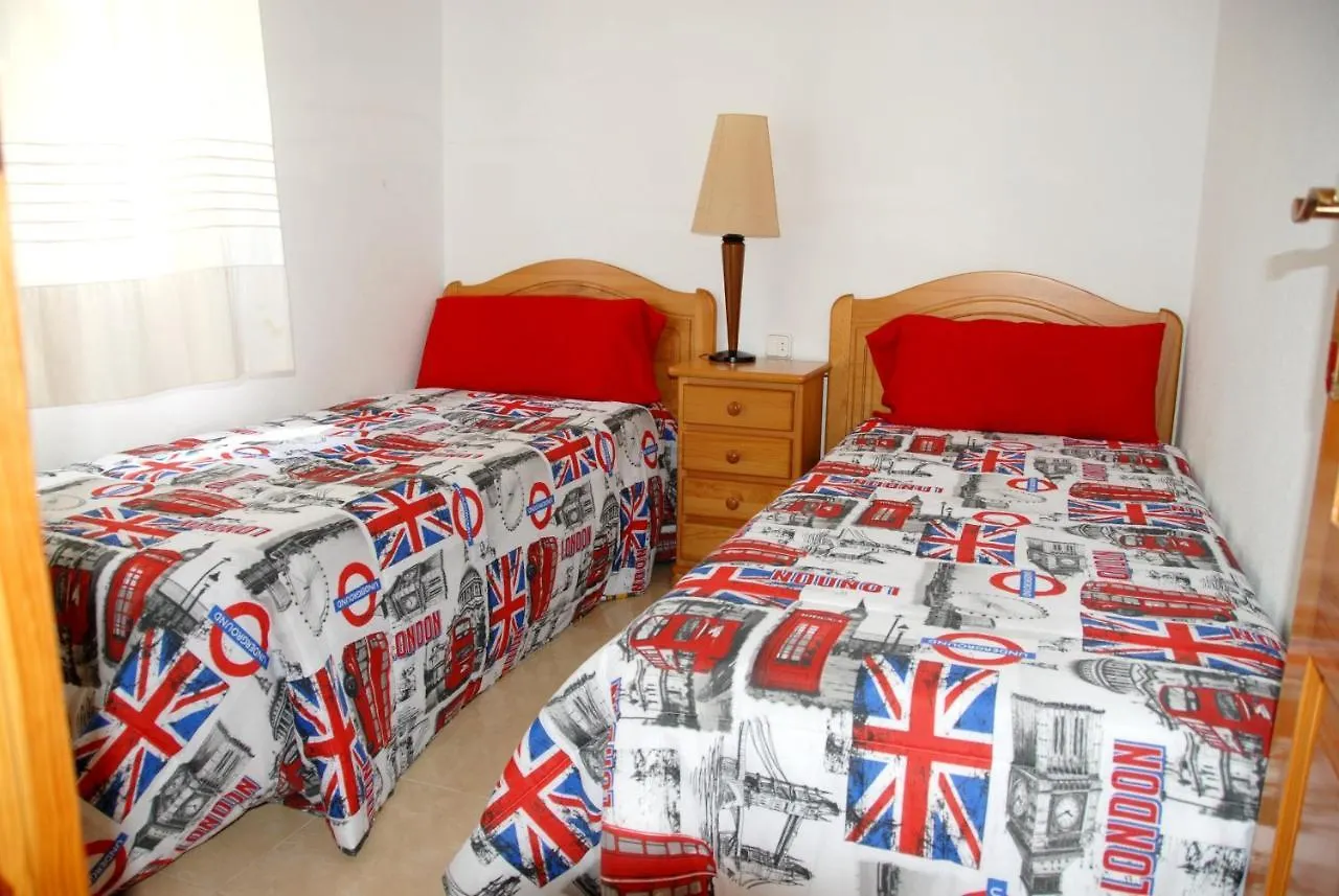 Comfortable Haven: Les Tres Cales Private Pool Retreat Holiday home